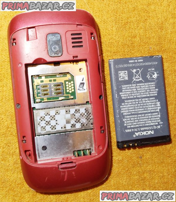 Nokia Asha 302 - funkční s 2 nedostatky!!! Nokia Asha 302 - funkční s 2 nedostatky!!!