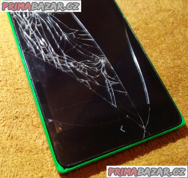Nokia XL Dual SIM Bright Green - k opravě nebo na ND!!! Nokia XL Dual SIM Bright Green - k opravě nebo na ND!!!