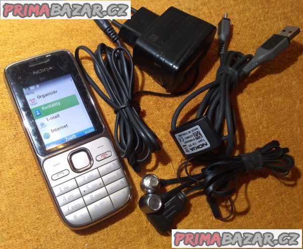 Nokia C2-01 + 3 DÁRKY!!! Nokia C2-01 + 3 DÁRKY!!!