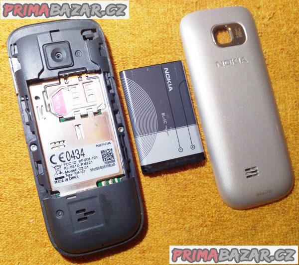 Nokia C2-01 + 3 DÁRKY!!! Nokia C2-01 + 3 DÁRKY!!!