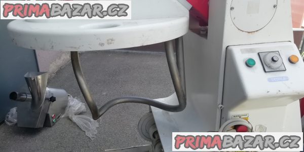 Hnětač pro pekaře, pizzaře atd. Hnětač pro pekaře, pizzaře atd.