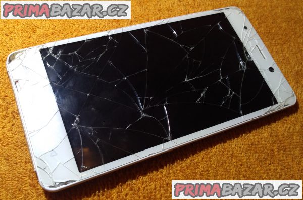 iGET BLACKVIEW A8 na 2 SIM - k opravě nebo na ND!!! iGET BLACKVIEW A8 na 2 SIM - k opravě nebo na ND!!!