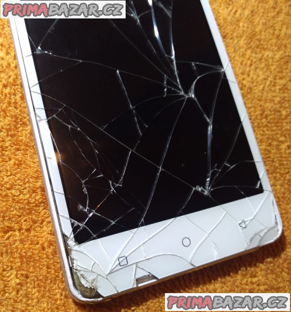 iGET BLACKVIEW A8 na 2 SIM - k opravě nebo na ND!!! iGET BLACKVIEW A8 na 2 SIM - k opravě nebo na ND!!!