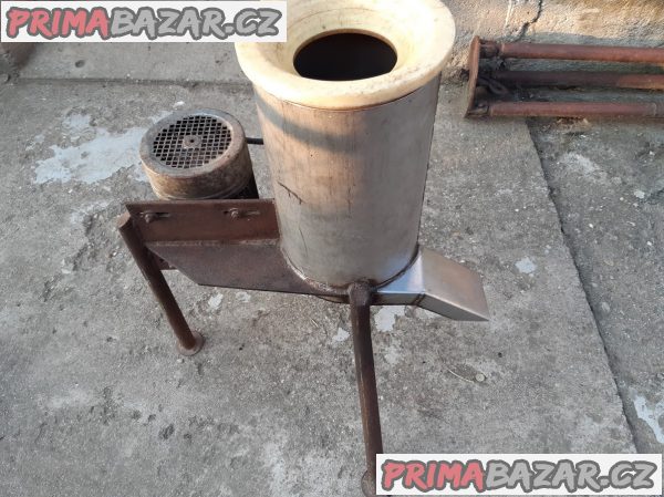 Prodám mixer na jablka, hrušky, řepu atd Prodám mixer na jablka, hrušky, řepu atd