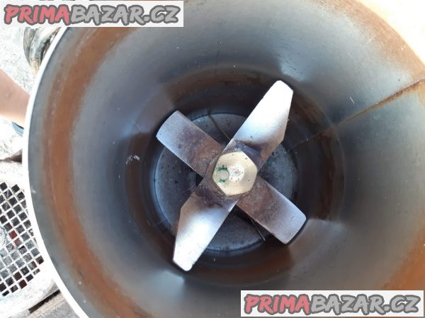 Prodám mixer na jablka, hrušky, řepu atd Prodám mixer na jablka, hrušky, řepu atd