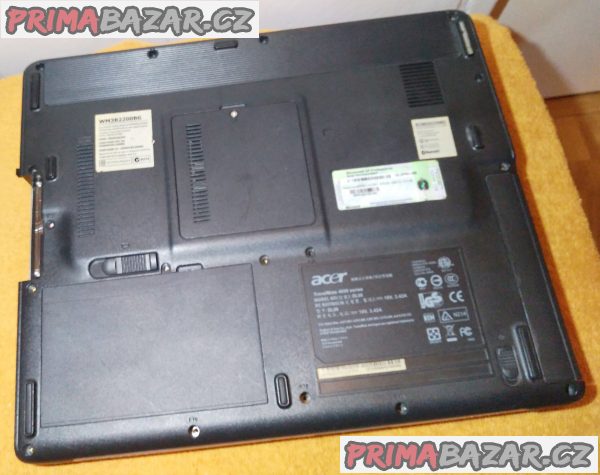 Notebook Acer TravelMate 4650 - k opravě nebo na náhradní díly!!! Notebook Acer TravelMate 4650 - k opravě nebo na náhradní díly!!!
