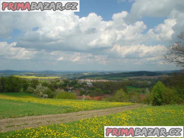 RD(novostavba) nedaleko Prahy v přírodě,pozemek4802m2,RD320m2+bus,vlak,D3,bazén,krb.vlož.