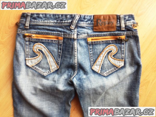 jeans-z-usa-znacka-replay