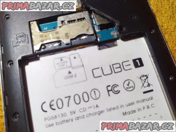 Mobil Cube1 K55 na 2 SIM - na náhradní díly nebo k opravě!!!
