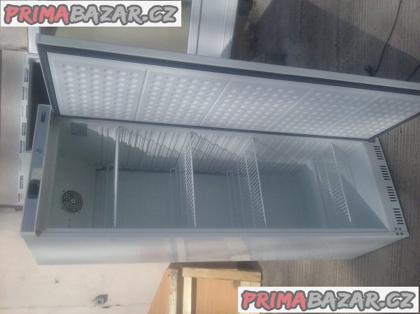 Lednička do kuchyně 350 L Lednička do kuchyně 350 L