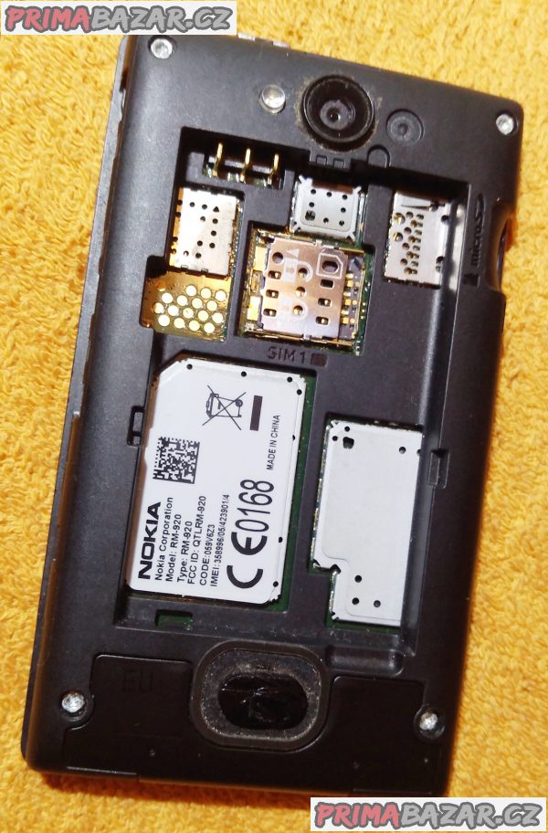 Nokia Asha 503 - k opravě nebo na náhradní díly!!! Nokia Asha 503 - k opravě nebo na náhradní díly!!!