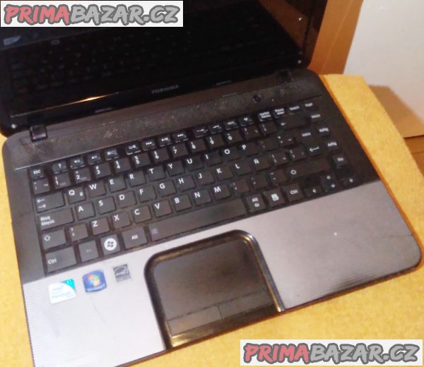 Notebook Toshiba Satellite C845 - k opravě nebo na náhradní díly!!! Notebook Toshiba Satellite C845 - k opravě nebo na náhradní díly!!!