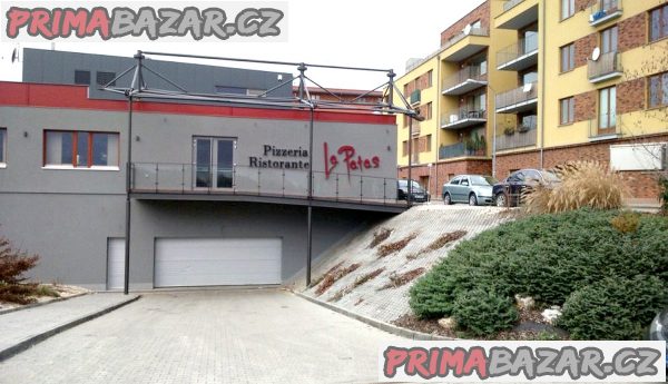 Pronajmu bezpečné, kryté garážové stání v Brně, U Leskavy. Pronajmu bezpečné, kryté garážové stání v Brně, U Leskavy.