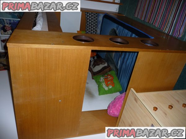 Palanda s úložným prostorem Palanda s úložným prostorem