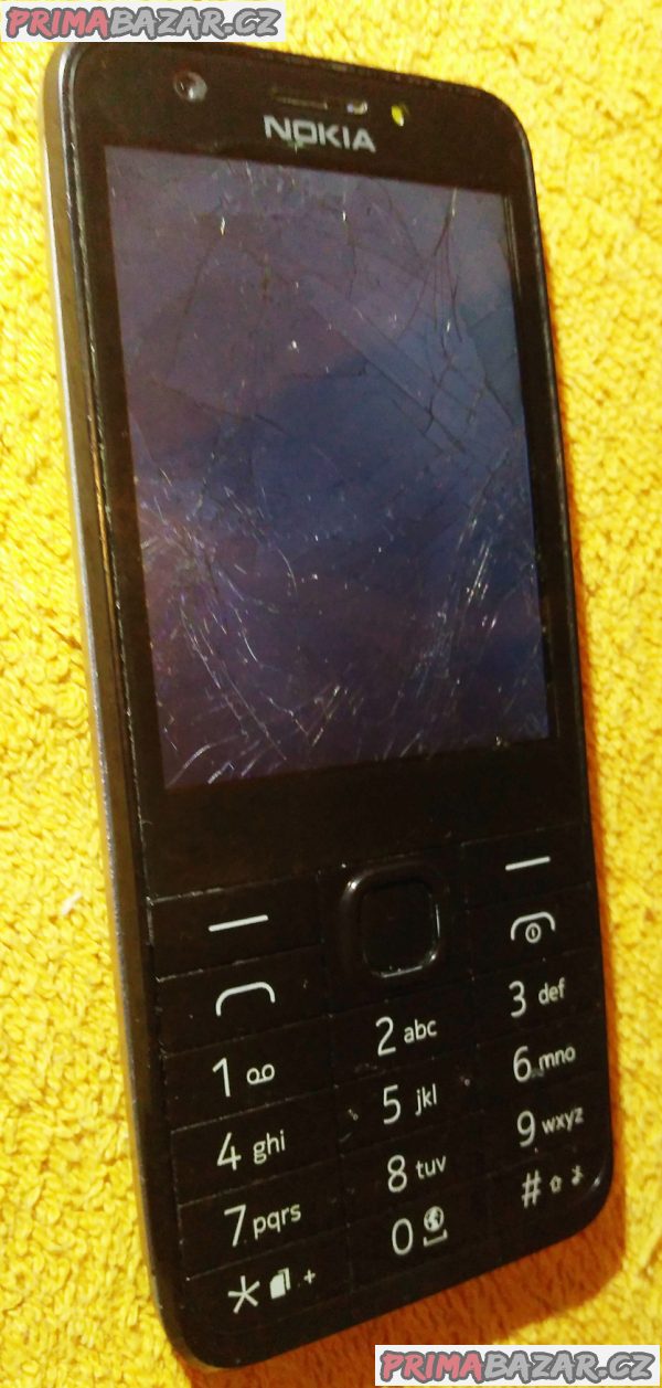 Nokia 230 na 2 SIM - vadný displej!!! Nokia 230 na 2 SIM - vadný displej!!!