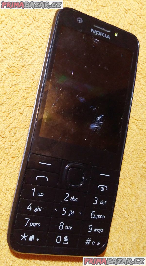 Nokia 230 na 2 SIM - vadný displej!!! Nokia 230 na 2 SIM - vadný displej!!!