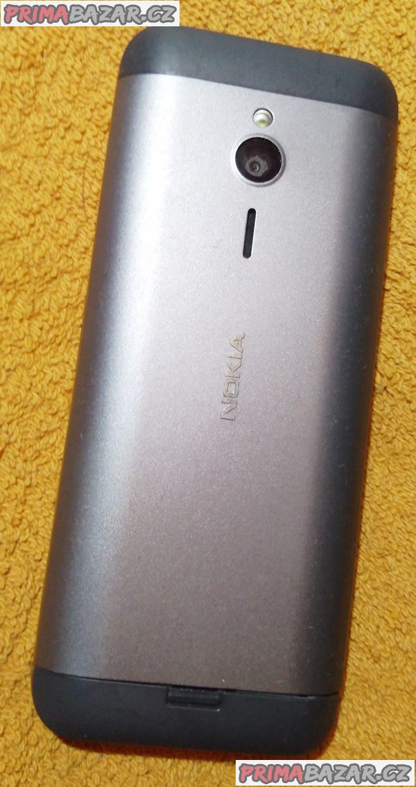 Nokia 230 na 2 SIM - vadný displej!!! Nokia 230 na 2 SIM - vadný displej!!!