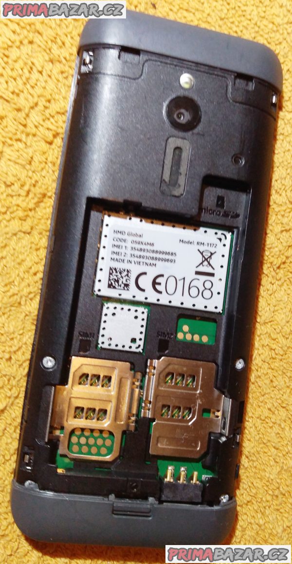 Nokia 230 na 2 SIM - vadný displej!!! Nokia 230 na 2 SIM - vadný displej!!!