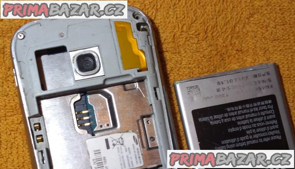 Samsung Galaxy Mini II S6500 - k opravě nebo na náhradní díly!!! Samsung Galaxy Mini II S6500 - k opravě nebo na náhradní díly!!!