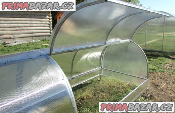 Pařeniště – malý skleník ALTO polykarbonát 4mm Pařeniště – malý skleník ALTO polykarbonát 4mm