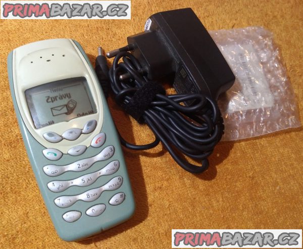 Nokia 3410 - se zcela novou baterií a nabíječkou!!!