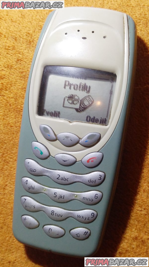 Nokia 3410 - se zcela novou baterií a nabíječkou!!!