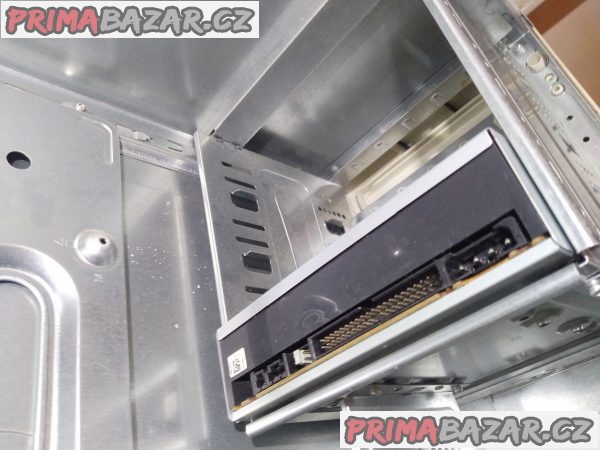 PC skříň Gigabyte + LG DVD. PC skříň Gigabyte + LG DVD.