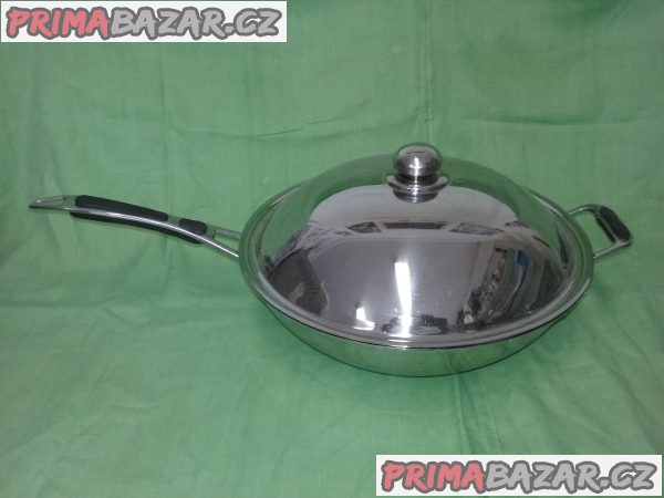 Wok pánev s poklicí Wok pánev s poklicí