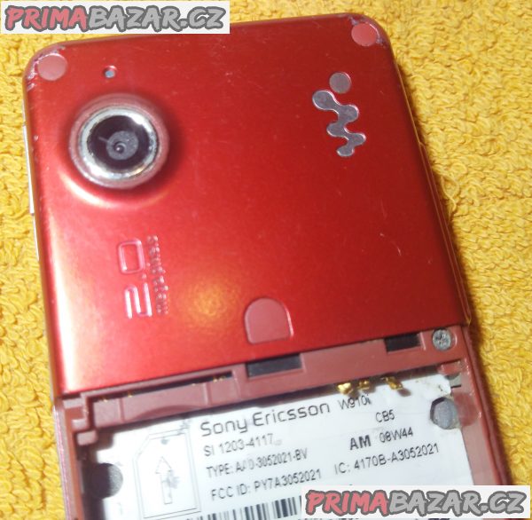 Vysouvací Sony Ericsson W910i - k opravě nebo na náhradní díly!!! Vysouvací Sony Ericsson W910i - k opravě nebo na náhradní díly!!!