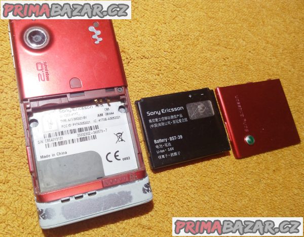 Vysouvací Sony Ericsson W910i - k opravě nebo na náhradní díly!!! Vysouvací Sony Ericsson W910i - k opravě nebo na náhradní díly!!!