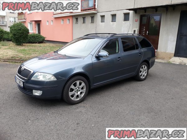 skoda-octavia-combi-1-6-fsi-85kw