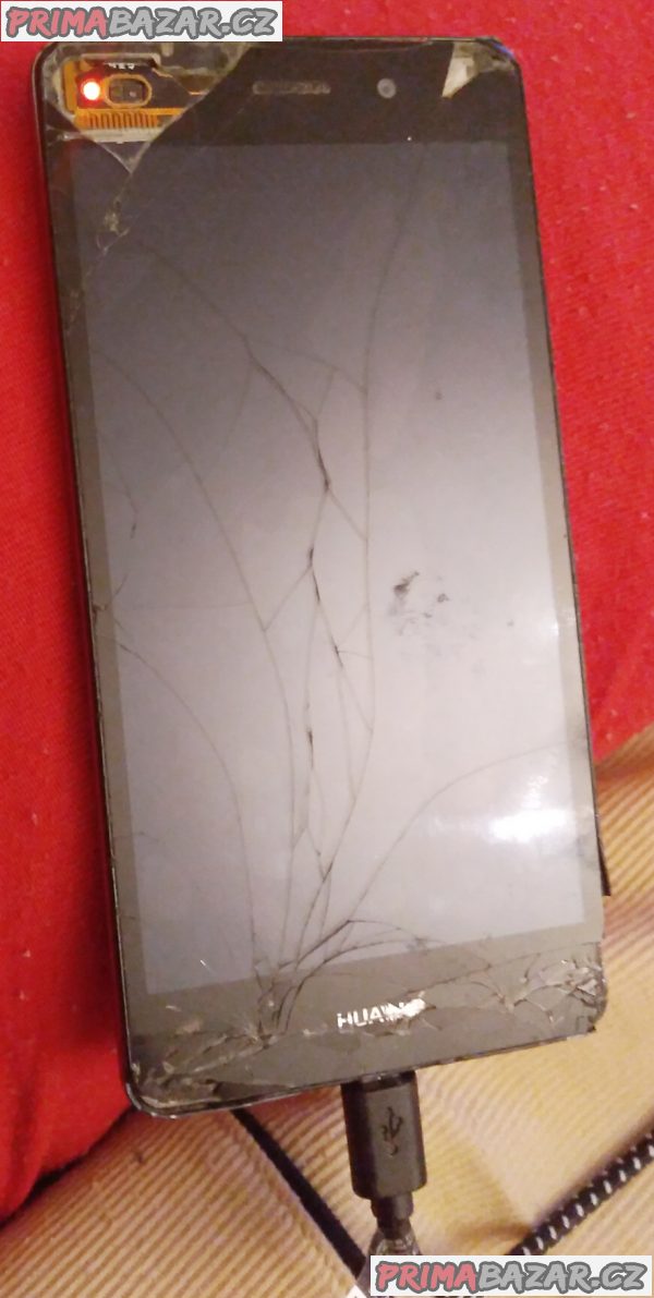 Huawei P8 Lite - k opravě nebo na náhradní díly!!! Huawei P8 Lite - k opravě nebo na náhradní díly!!!
