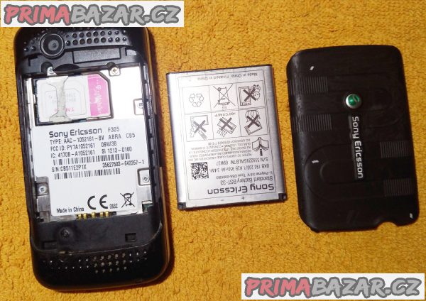 Vysouvací Sony Ericsson F305 + 3 DÁRKY!!! Vysouvací Sony Ericsson F305 + 3 DÁRKY!!!