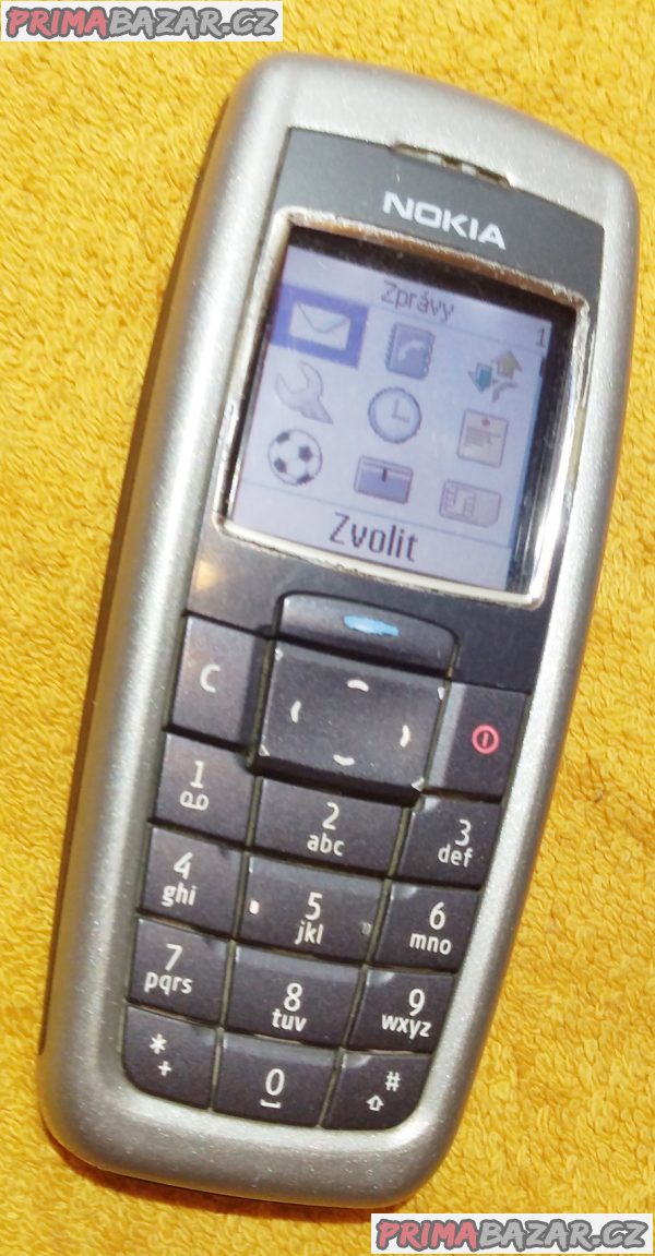 Nokia 2600 - hezká + 2 DÁRKY!!!