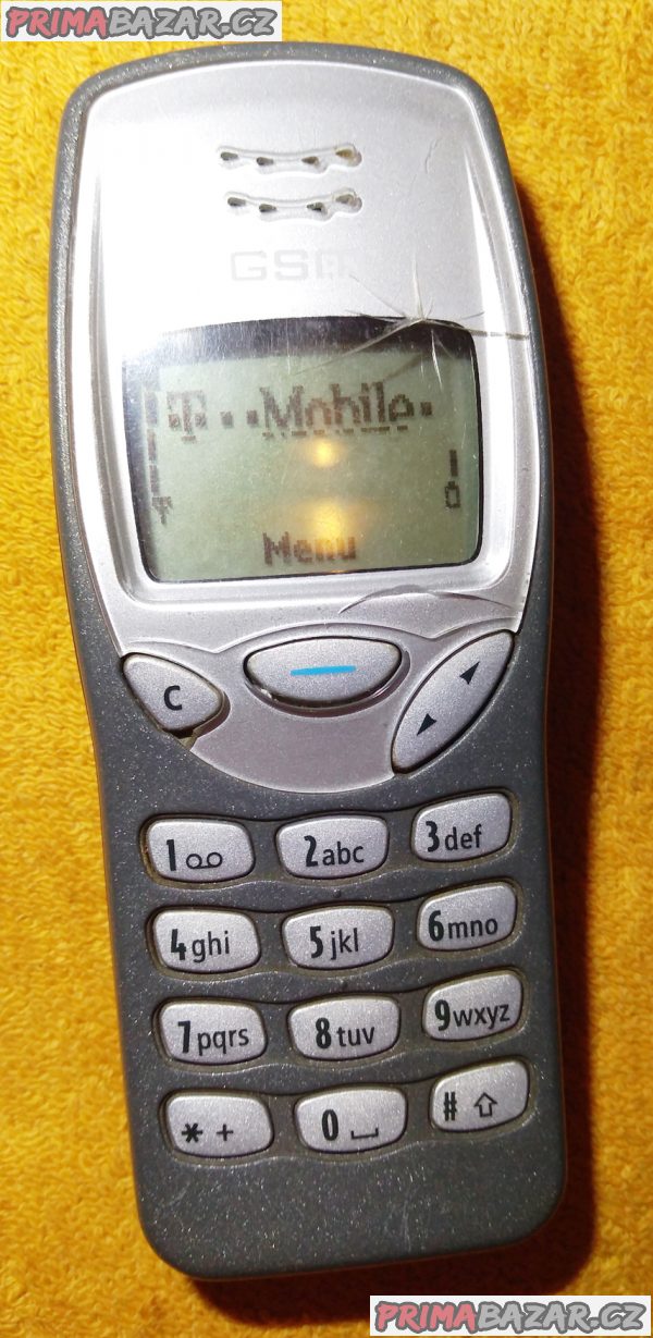 Nokia 3210 - funkční s 2 nedostatky!!! Nokia 3210 - funkční s 2 nedostatky!!!