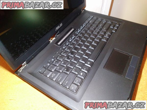 Notebook Asus X58L - k opravě nebo na náhradní díly!!! Notebook Asus X58L - k opravě nebo na náhradní díly!!!