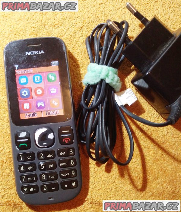 Nokia 100 s originální nabíječkou!!! Nokia 100 s originální nabíječkou!!!