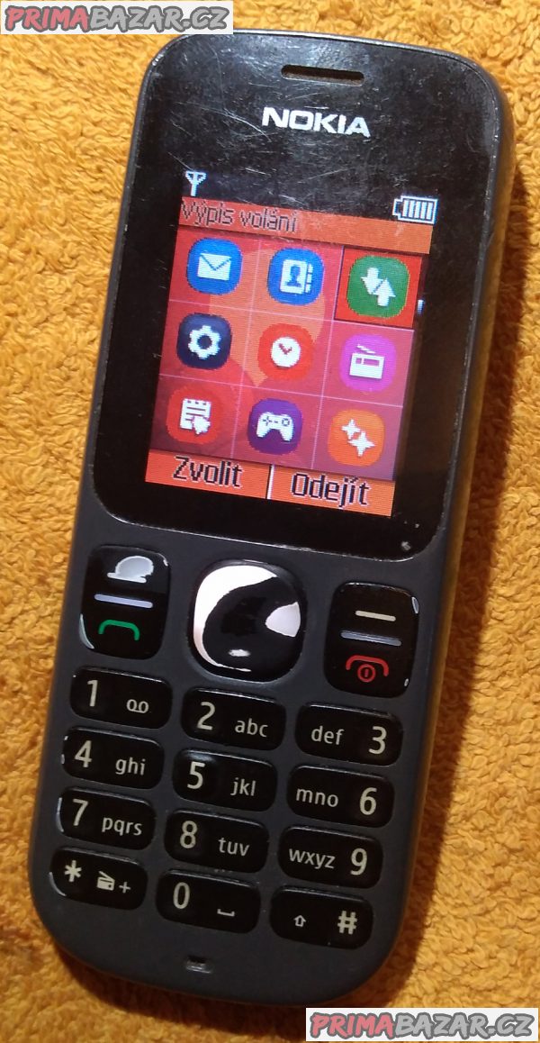 Nokia 100 s originální nabíječkou!!! Nokia 100 s originální nabíječkou!!!
