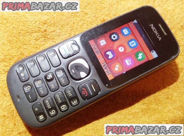 Nokia 100 s originální nabíječkou!!! Nokia 100 s originální nabíječkou!!!