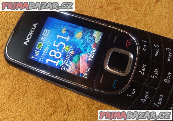 Nokia 2323c-2 s originální nabíječkou!!! Nokia 2323c-2 s originální nabíječkou!!!