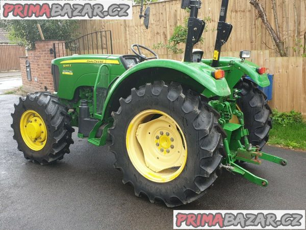 Traktor John Deere EsV5605 - 2O11