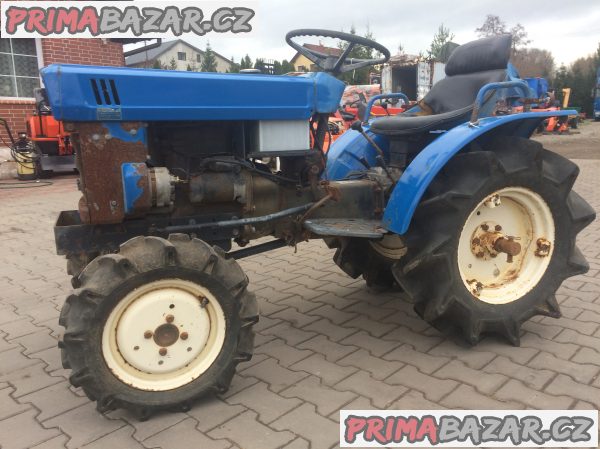 Japonský traktor Iseki TX 1300 13Hp