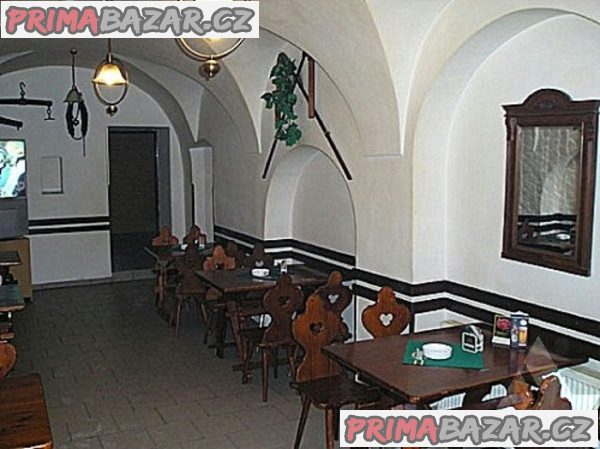 Bytový dům s restaurací ve Zlatých Horách, okr. Jeseník Bytový dům s restaurací ve Zlatých Horách, okr. Jeseník