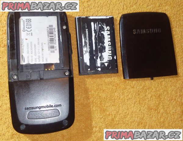 Samsung SGH-E250V +Motorola Z3 +Panasonic X400 -k opravě!!!