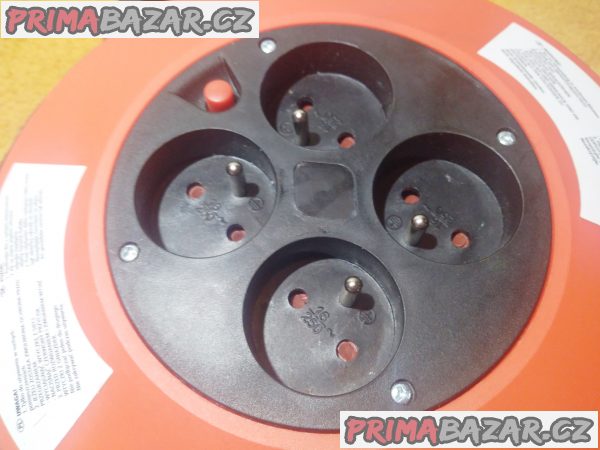 Prodlužka 10m +nosič na kolo +zkoušečka napětí. Prodlužka 10m +nosič na kolo +zkoušečka napětí.