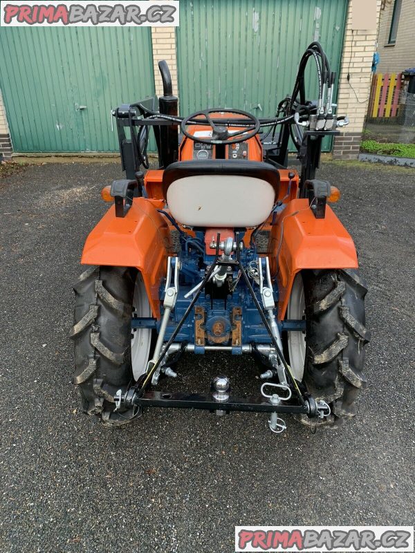 Malotraktor Kubota B1V0-II super stav