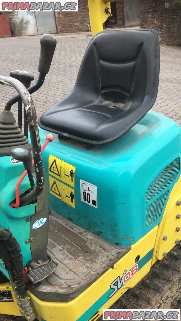 Minibagr Yanmar sv08.(S)1