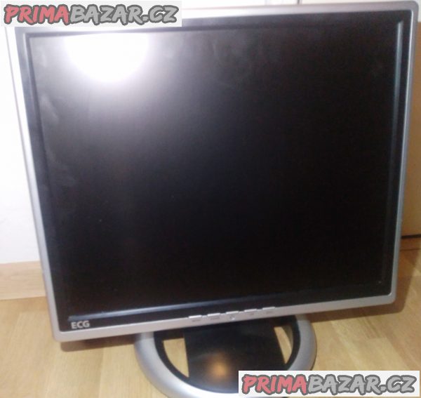 2x LCD monitor +HDD pro PC -100 % funkční!!!