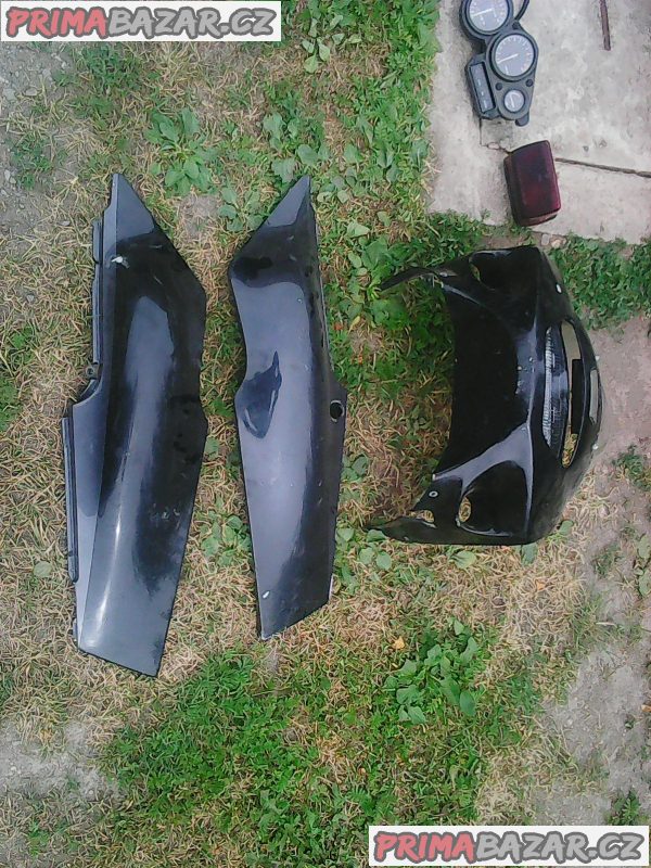 Prodam Yamaha FZR600 na dily Prodam Yamaha FZR600 na dily
