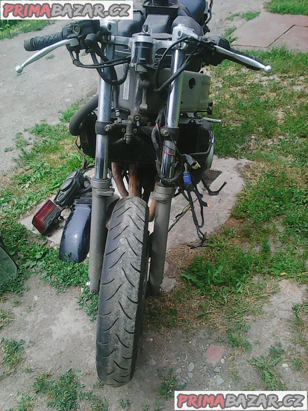 Prodam Yamaha FZR600 na dily Prodam Yamaha FZR600 na dily